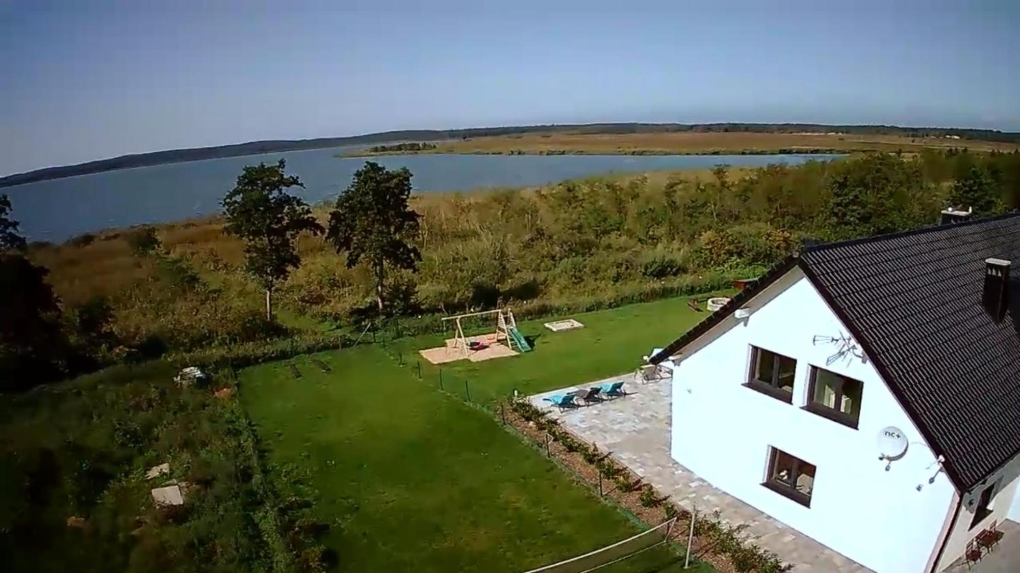 Villa Koprowo - Mit Direktem Seezugang, Sauna & Whirlpool Zastan Exterior foto